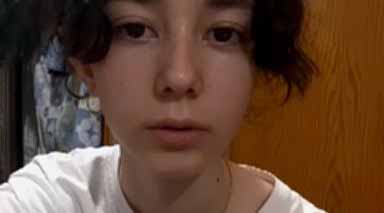 بدن نمایی دختر تینیجر ایرانی در ویدیو مسیج