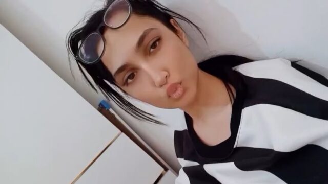 بدن نمایی و خود ارضایی تینیجر ایرانی پشمالو