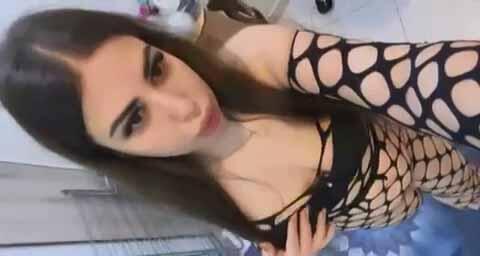 بدن نمایی مژده دختر سکسی و ناز قسمت 3